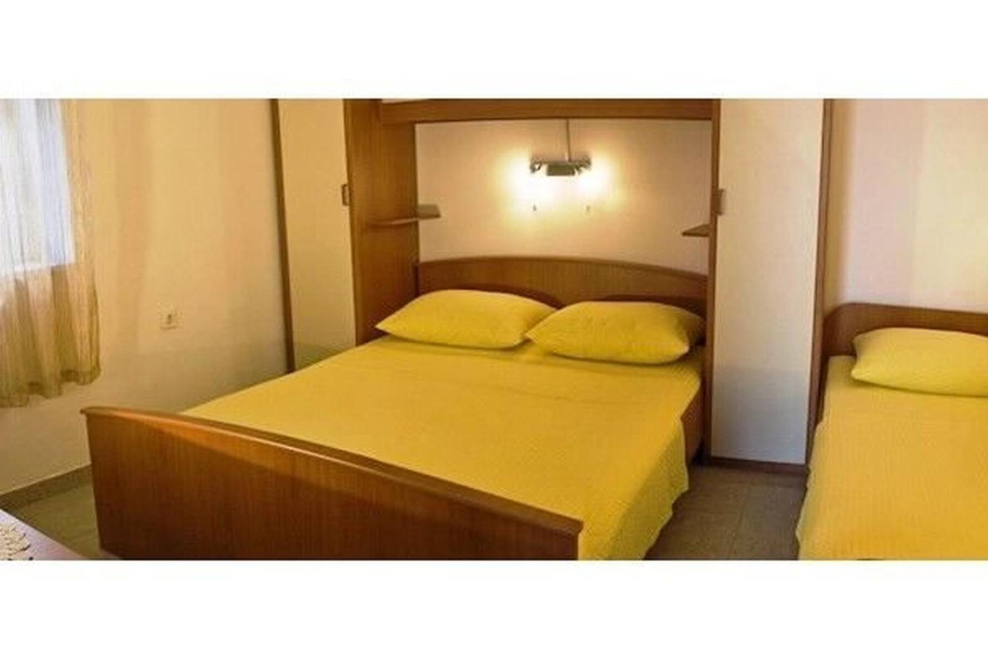 Apartments And Rooms Florijan Klek Luaran gambar